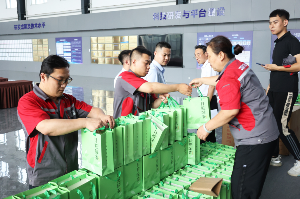 三伏天 送清涼｜智邁德為員工發放高溫福利