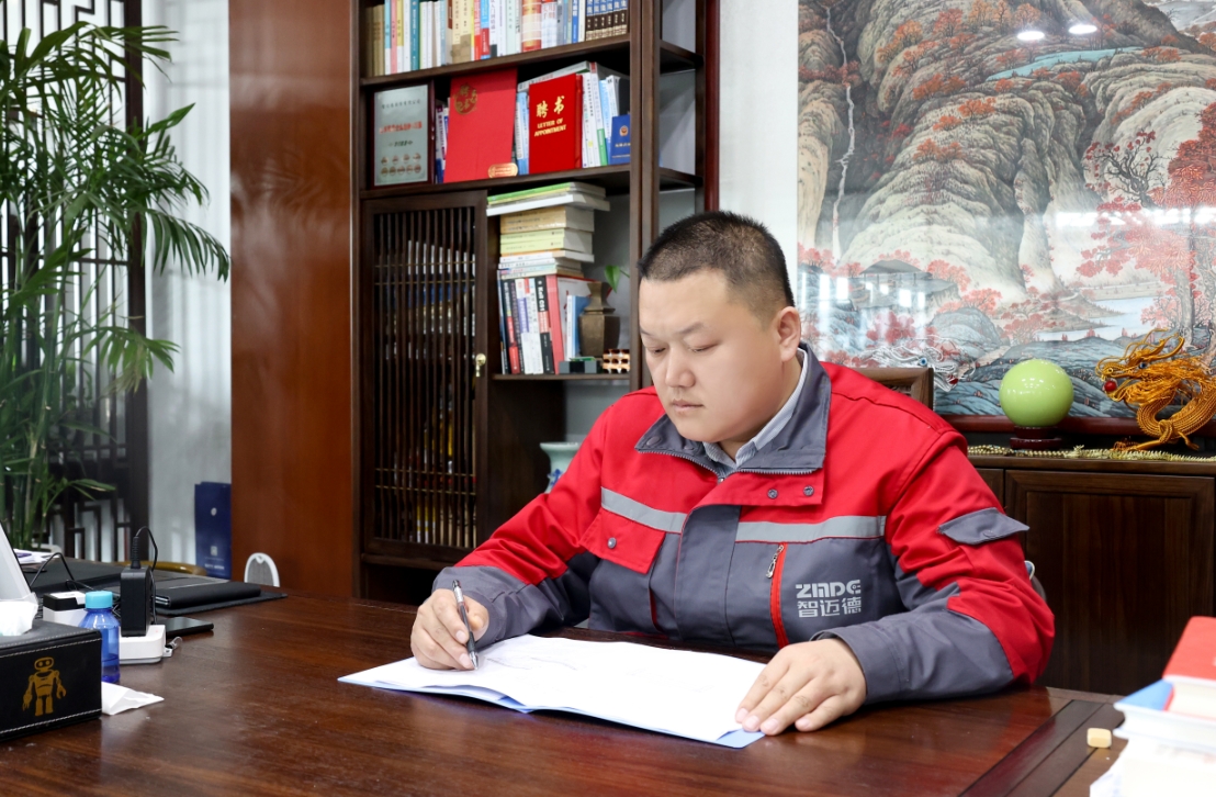 再獲雙譽！智邁德董事長張兆瑞榮獲濰坊創(chuàng)新創(chuàng)業(yè)先進模范和裝配式建筑產(chǎn)業(yè)委